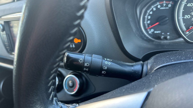 Toyota Yaris 1.33 VVT-i Icon 5dr Petrol Hatchback